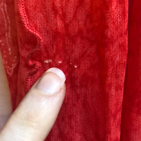 Red Flower Wrap - Picture 5 of 5